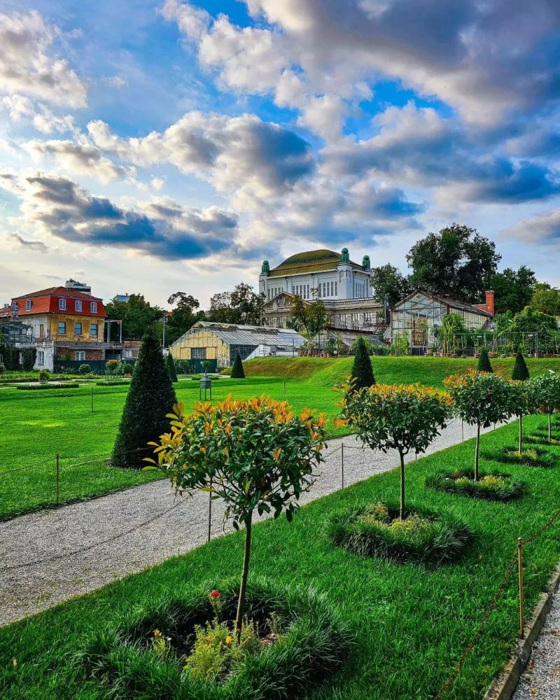 Botanički vrt, Mihanovićeva ulica